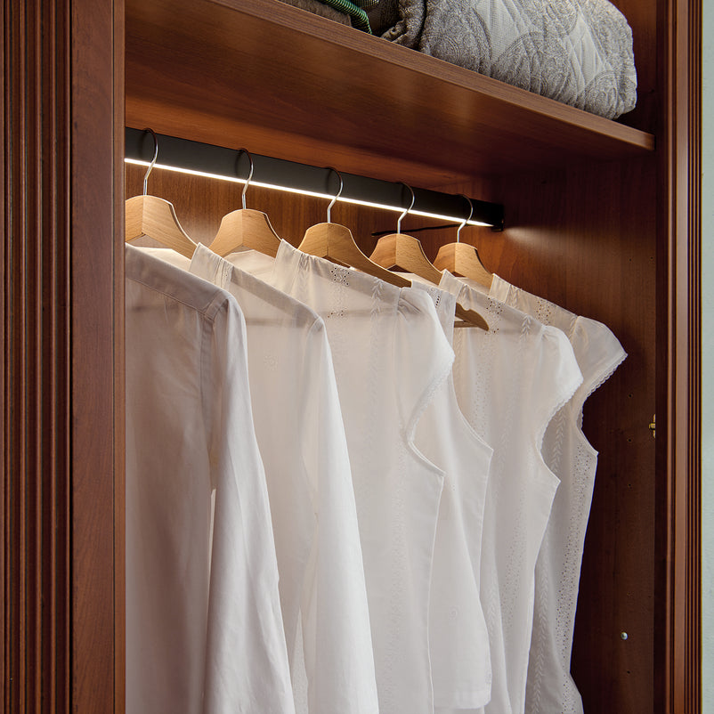 LOUIS PHILIPPE Dressing