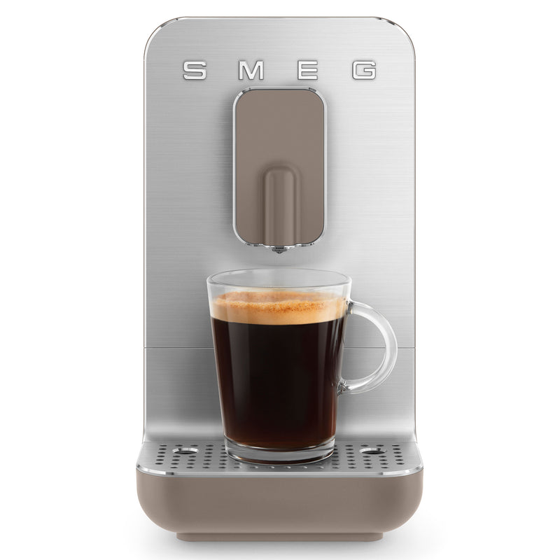 SMEG Espressor automat, 1.4L