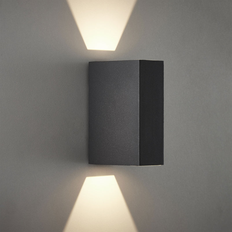 TYNAN Aplică exterior 1x6W LED 444lmn