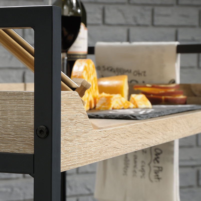 NORTH AVENUE Gheridon