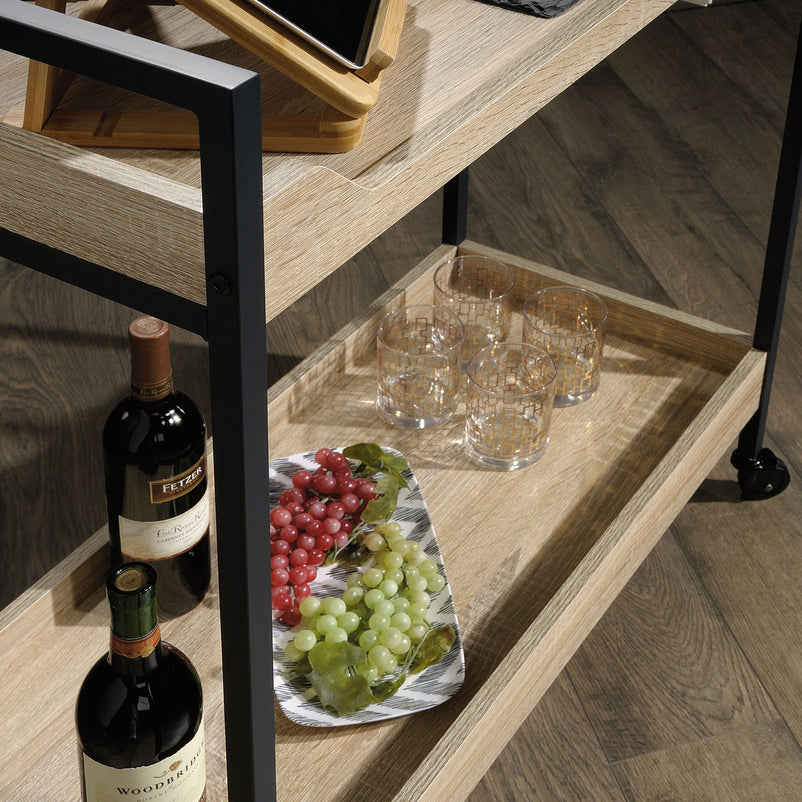 NORTH AVENUE Gheridon