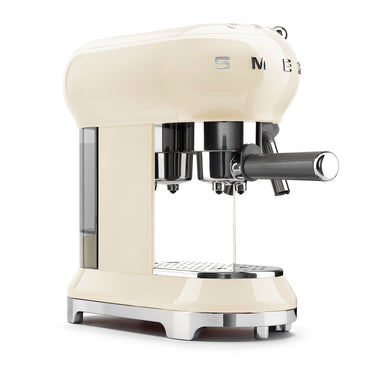 Espressor 2L, dispozitiv spumare SMEG